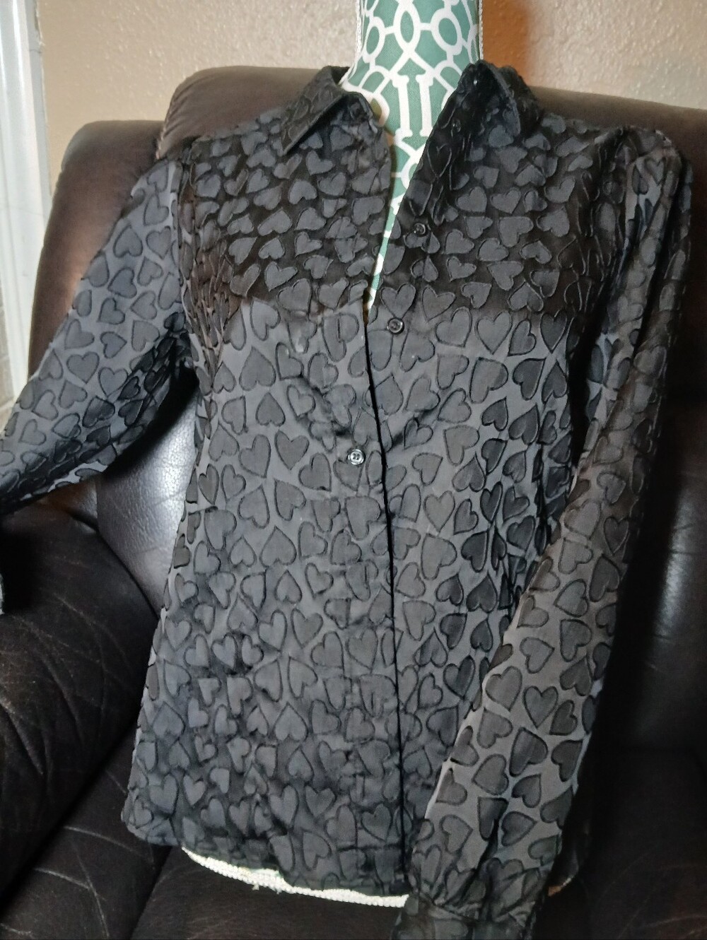 Vero Moda Black Heart-Pattern Button-Up Blouse - Picture 4 of 8